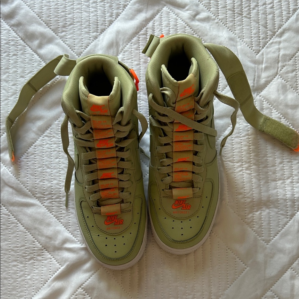 Nike Air Force One olive aura High-Top Sneakers in Green and Orange. basketball - Picture 4 of 15